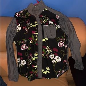 Long sleeve Button up